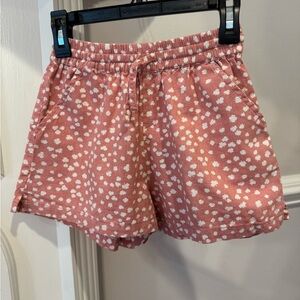 *Price is Firm* Pre-owned floral pattern shorts Size 8